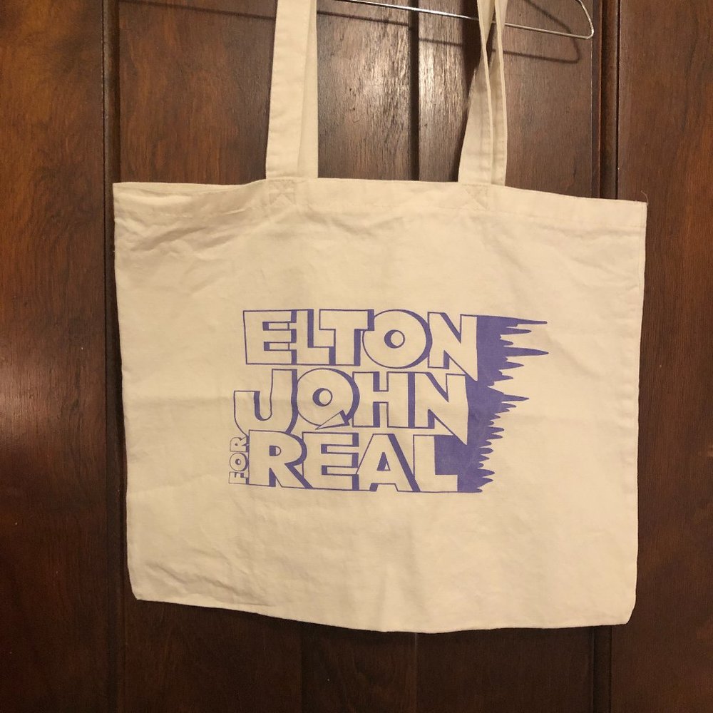 Realisation Par Elton John Tote